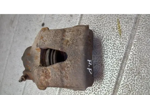 Skoda Fabia Mk1 (6Y) Front brake caliper
