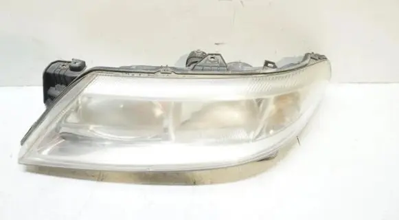 Renault Laguna II Headlight/headlamp 8200002845