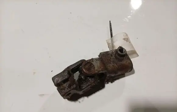 Opel Corsa D Steering column universal joint