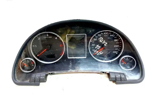 Audi A4 S4 B7 8E 8H Speedometer (instrument cluster) 8E0920932