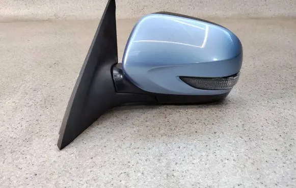 Subaru Forester SH Front door electric wing mirror 