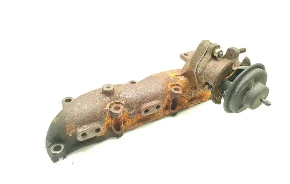 KIA Sedona Exhaust manifold