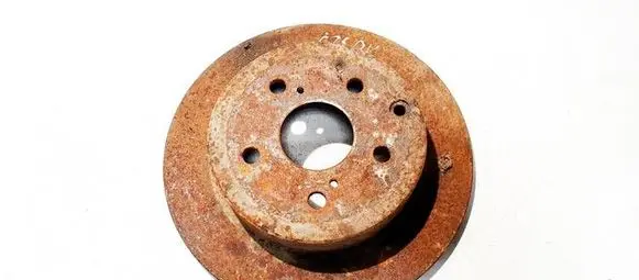 Toyota RAV 4 (XA30) Rear brake disc neventiliuojamas