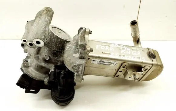 Ford Kuga II EGR valve cooler MM111BL V29004027