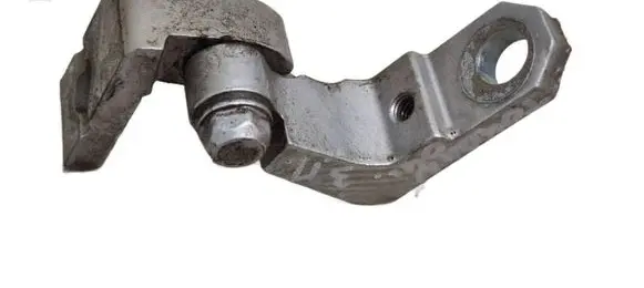Volkswagen Touran I Rear door upper hinge 1T0833402B