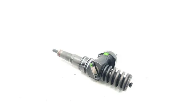 Volkswagen Caddy Fuel injector 038130073BN