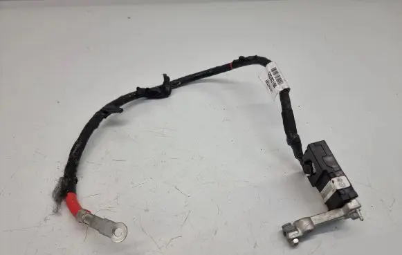 Land Rover Discovery 5 Positive cable (battery)