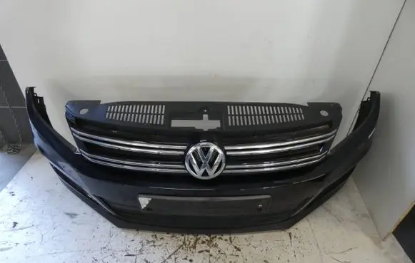 Volkswagen Tiguan Front bumper LC9X