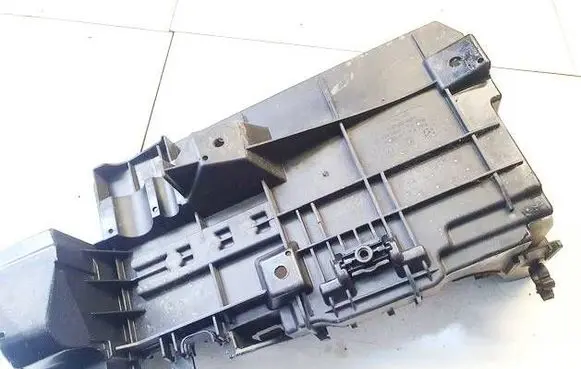 Opel Signum Battery box tray 24413805 0086022