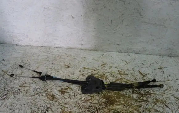 Renault Fluence Air flap cable 681089950R