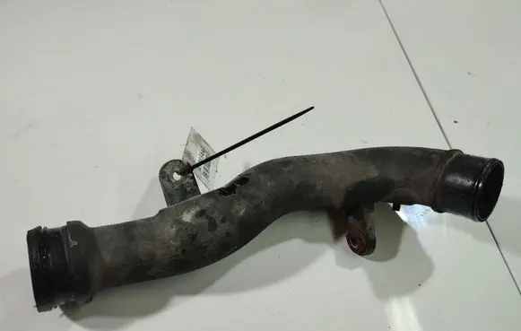 Intercooler hose/pipe