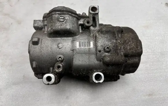 Toyota Prius (XW20) Air conditioning (A/C) compressor (pump) 0422000404
