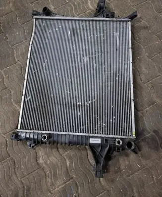 Volvo XC90 Coolant radiator 31082015 FS31082015