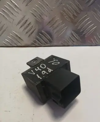 Volvo S40, V40 Combustion relay 