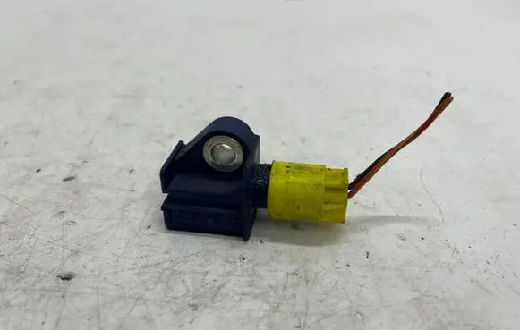 Mercedes-Benz CLS C218 X218 Airbag deployment crash/impact sensor A2128204926