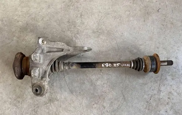 BMW X5 E70 Rear wheel hub spindle/knuckle 677098305