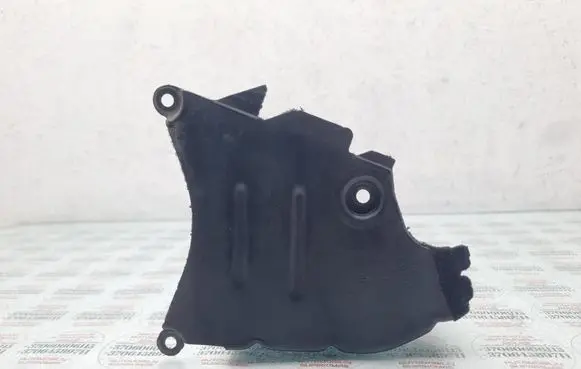 Volkswagen PASSAT B6 Timing belt guard (cover) 045109147A