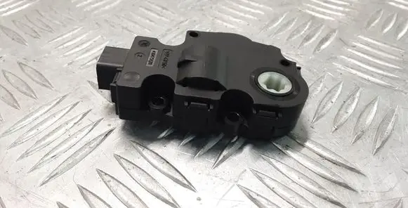Mercedes-Benz R W251 Air flap motor/actuator EFB336