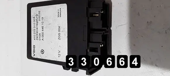 Mercedes-Benz Sprinter W901 W902 W903 W904 Engine control unit/module A0004461019