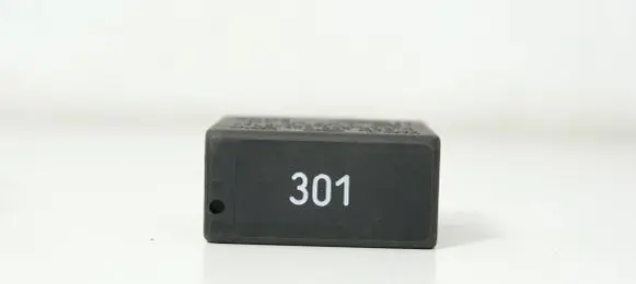 Audi A6 S6 C5 4B Other relay 4A0919471