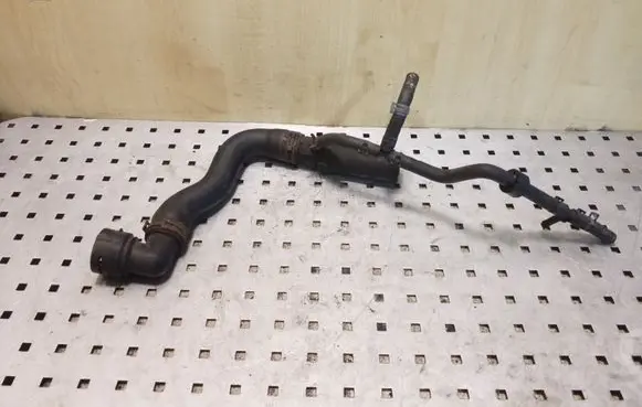 Skoda Fabia Mk1 (6Y) Engine coolant pipe/hose 6Q0122101AP