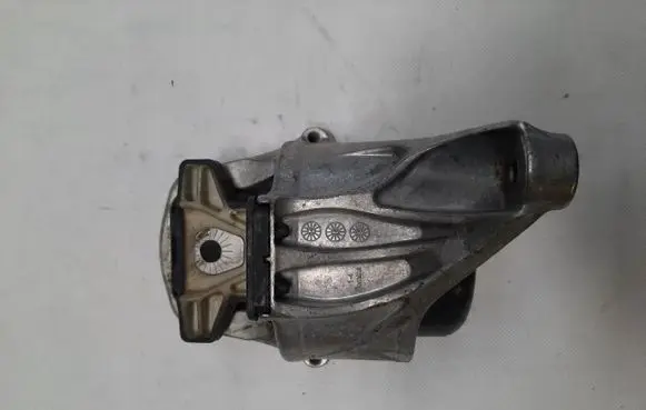 Audi A4 S4 B9 Engine mount bracket 8W0199371BC