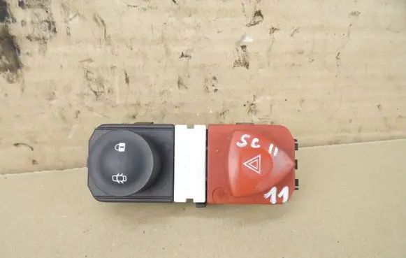 Renault Scenic II - Grand scenic II Hazard light switch 8200407415