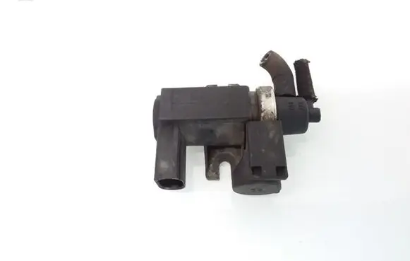 Audi A4 S4 B6 8E 8H Turbo solenoid valve 8E0906628C