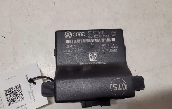 Volkswagen PASSAT B6 Gateway control module 3C0907530C 3C0907951A 402063TFJ