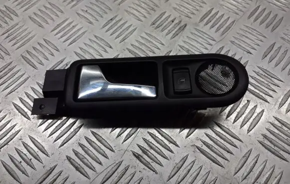 Volkswagen Golf IV Rear door interior handle trim 3B0839113