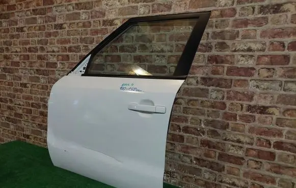 KIA Soul Front door