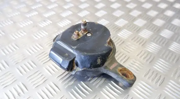 Subaru Forester SH Engine mount bracket 41022AG240