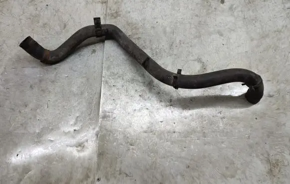 Volkswagen Golf IV Engine coolant pipe/hose