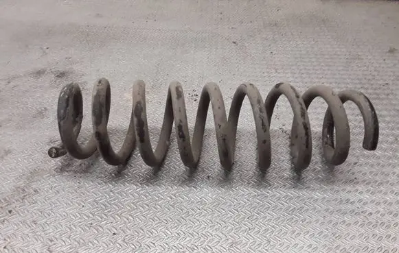 BMW 1 E81 E87 Rear coil spring 