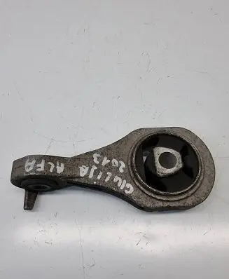 Alfa Romeo Giulietta Engine mount bracket 00505219240