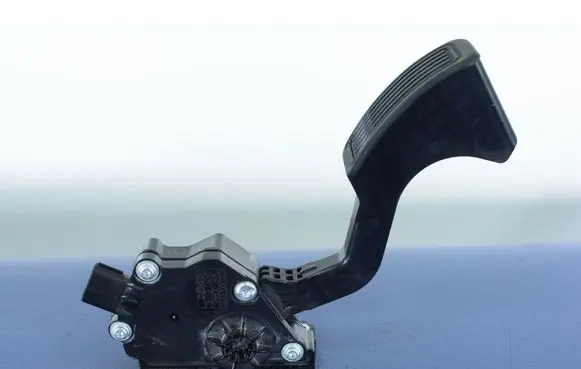 Lexus CT 200H Accelerator throttle pedal 7811076090