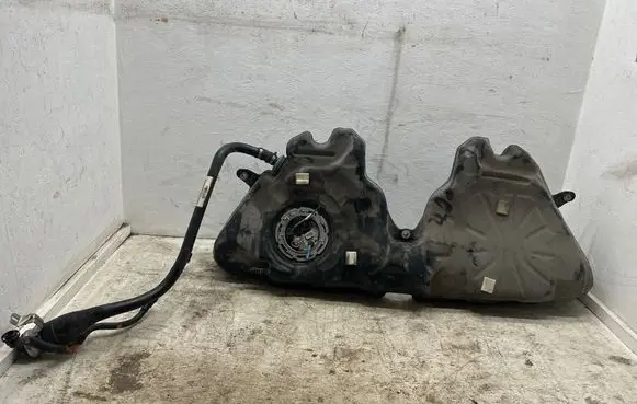 BMW 6 F06 Gran coupe Fuel tank 7308490 TAD12973419 52155462K3