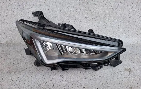 Cupra Born Headlight/headlamp 10F941008J 0021855514 31082023