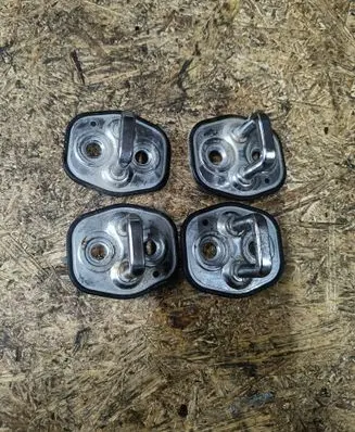 Peugeot 407 Front door lock loop/hook striker OXFORD