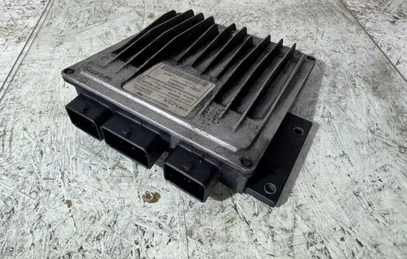 Renault Megane II Engine control unit/module R0410B020B 80768569 8200326910