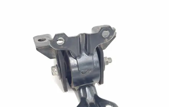 Citroen C-Crosser Engine mount bracket
