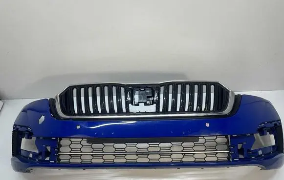 Skoda Octavia Mk4 Front bumper 5E3807221 5E3853677A