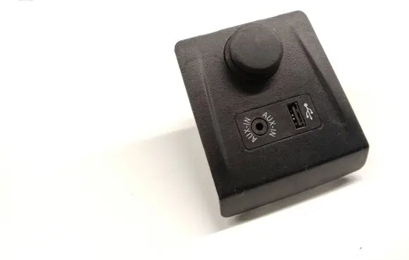 BMW 2 F45 USB socket connector 9284254 1303037