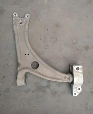 Seat Alhambra (Mk2) Front lower control arm/wishbone