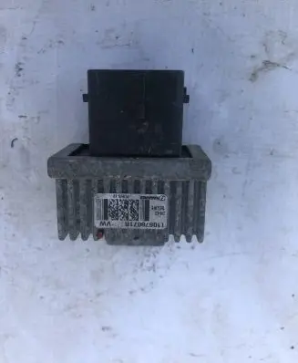 Renault Captur Glow plug pre-heat relay
