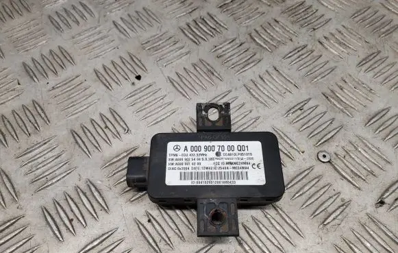 Mercedes-Benz GL X166 Tire pressure sensor A0009007000
