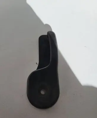 BMW 3 E36 Engine bonnet (hood) release handle 51231928469