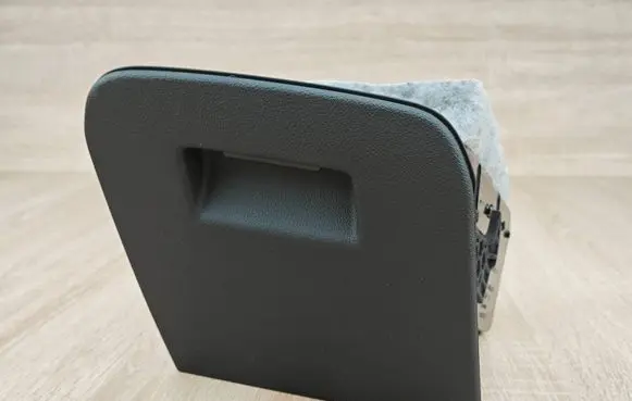 BMW 4 G22 G23 G24 G26 Glove box 6805524