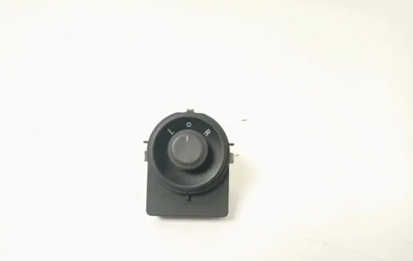 Chevrolet Trax Wing mirror switch 25872074