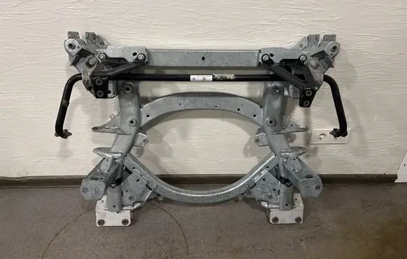 BMW i4 Front subframe 7915428 6895118